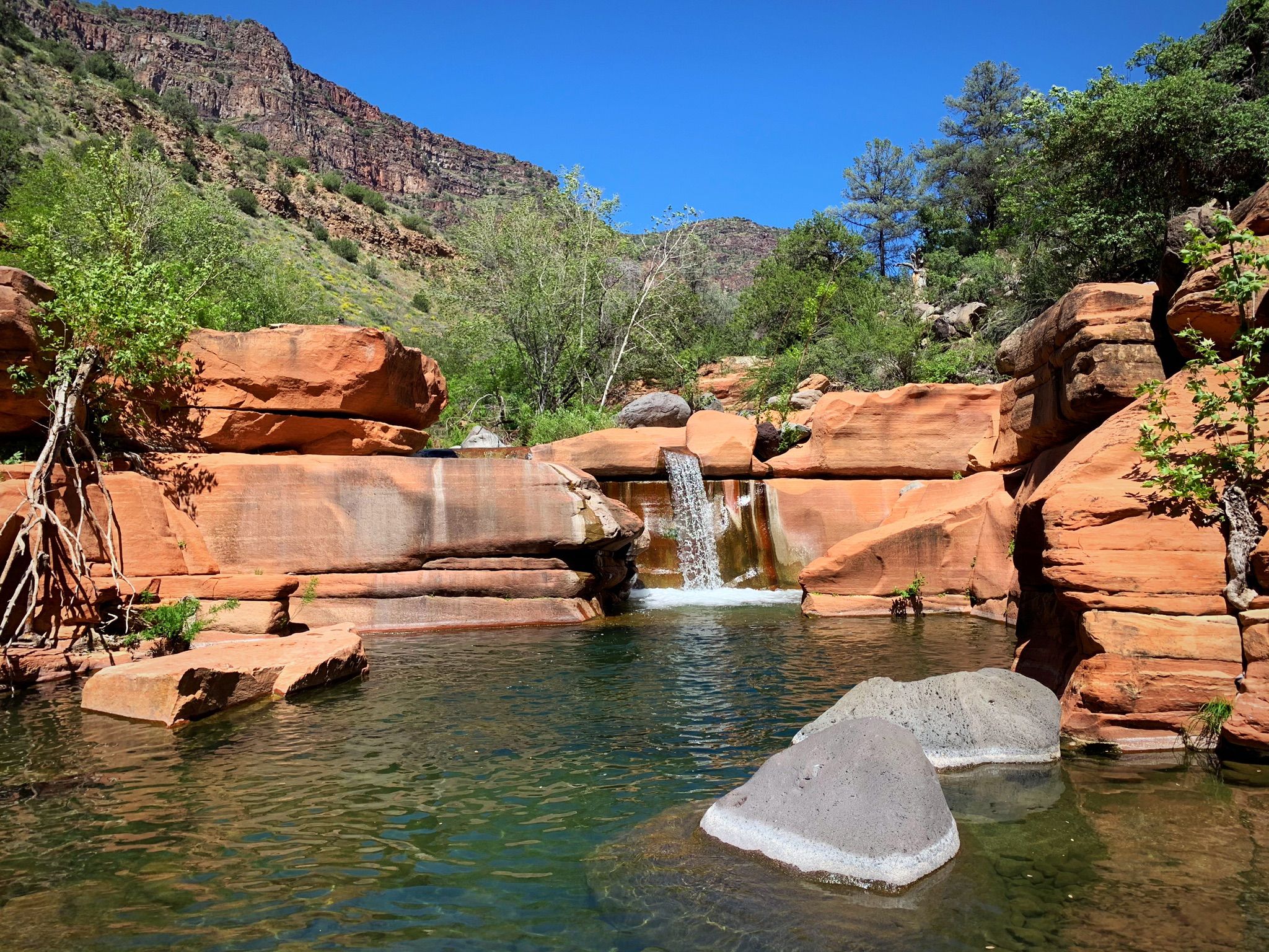 arizona hiking waterfalls FemaleHiker